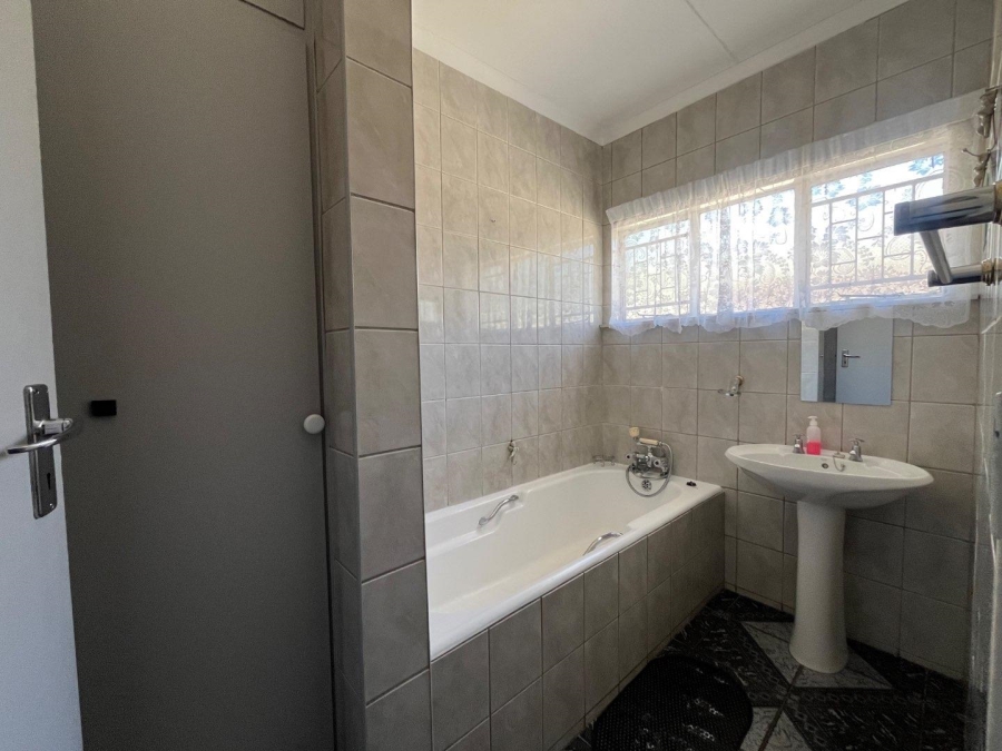 Commercial Property for Sale in Fichardt Park Free State